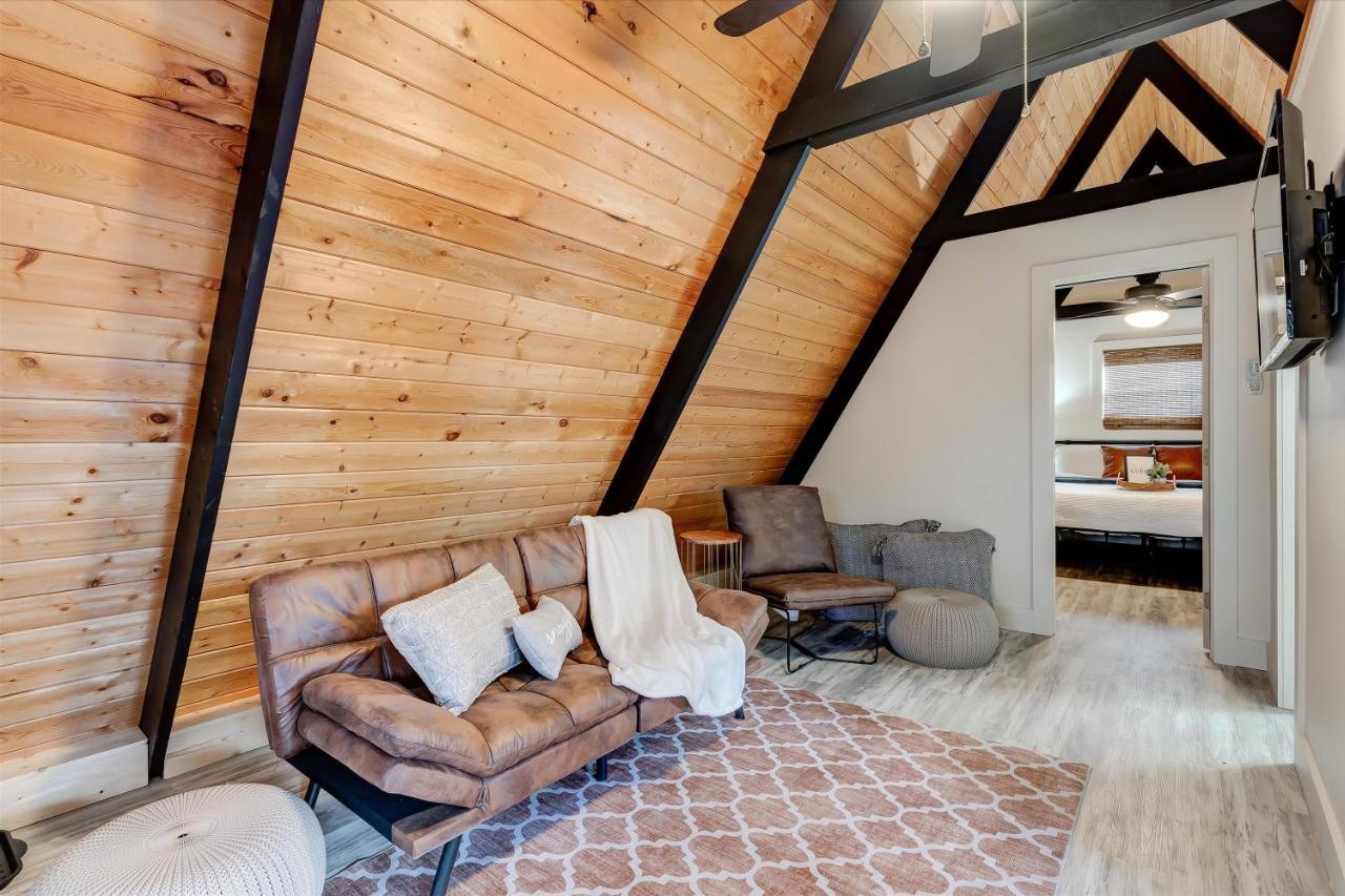 The Pet Friendly Cub Cabin Sevierville Exterior foto